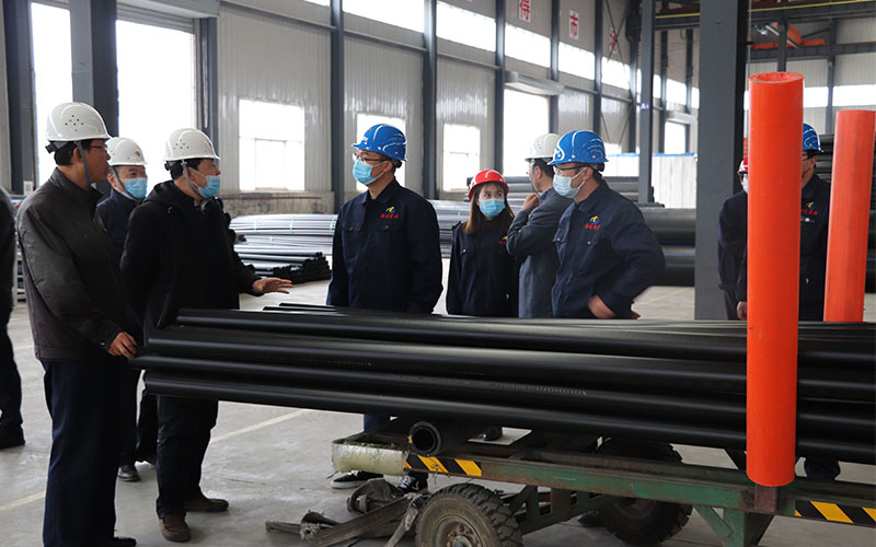 4月2日，省市場(chǎng)監(jiān)督管理局副主任蒞臨我公司開(kāi)展調(diào)研幫扶