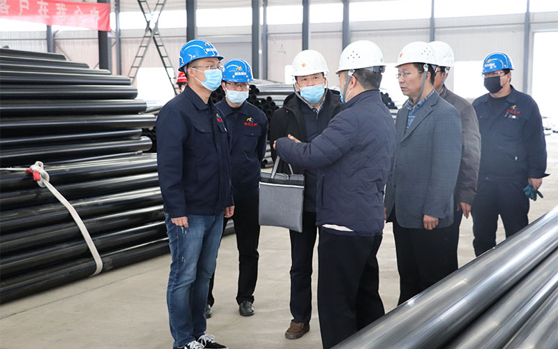 4月2日，省市場(chǎng)監(jiān)督管理局副主任蒞臨我公司開(kāi)展調(diào)研幫扶